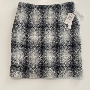 Amanda and Chelsea black and white skirt, size 6